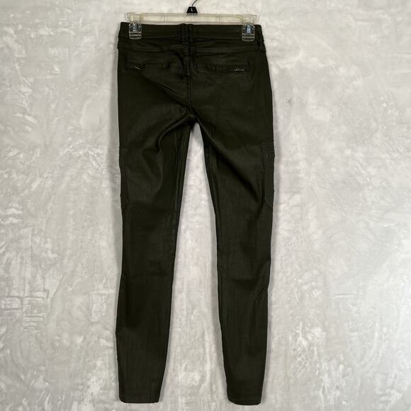 Bebe Women's Shiny Dusty Olive Pants Size 26 Zipper Pockets/Cargo Pockets Y2K - Picture 9 of 12